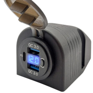ProRide 12V USB Stopcontact 3 Poorten Opbouw met Schakelaar/Voltmeter - QC3.0 - USB Autolader, Boot en Camper - Complete set - Blauw